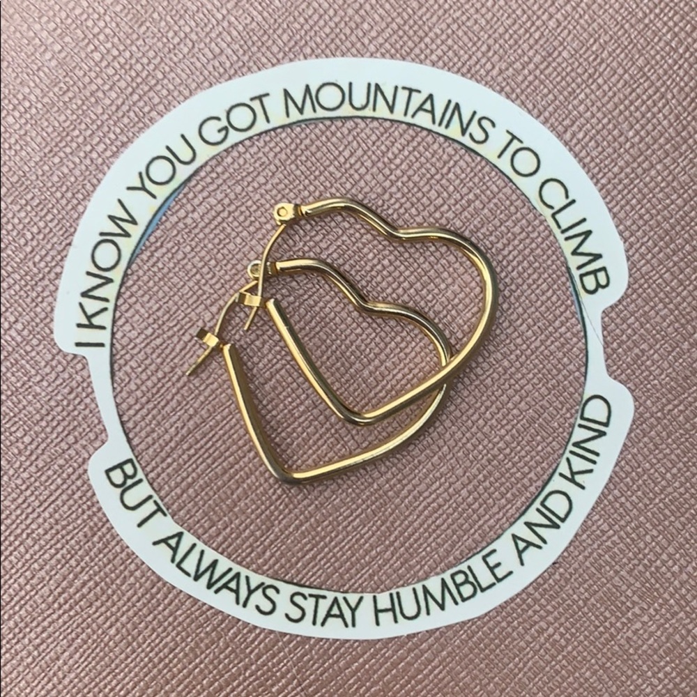 Vintage gold tone heart hoop earrings